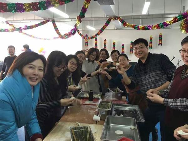 ��е����ѧԺ����1